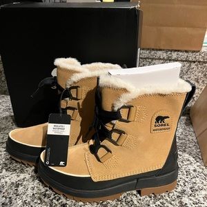 Sorel Tivoli IV Boots